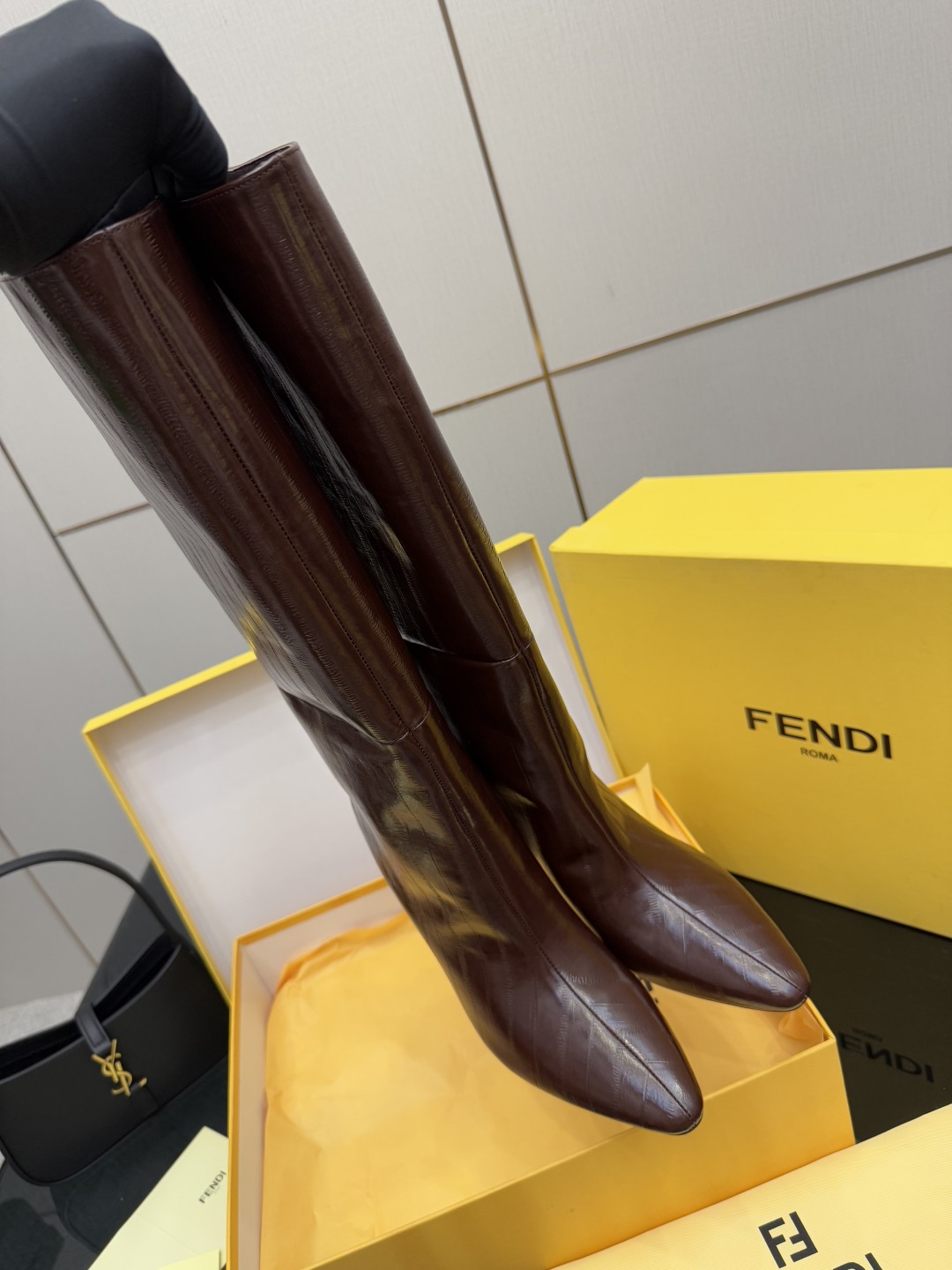 20251022/Fendi_251022-3